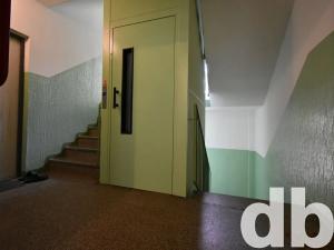 Prodej bytu 2+1, Karlovy Vary, Lidická, 63 m2