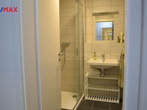 Prodej bytu 1+kk, Cerhenice, Za Cukrovarem, 37 m2