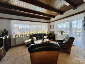 Prodej rodinného domu, Sazená, 210 m2