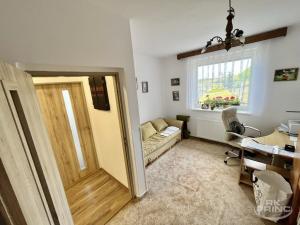 Prodej rodinného domu, Sazená, 210 m2