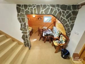 Prodej rodinného domu, Sazená, 210 m2