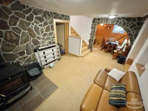 Prodej rodinného domu, Sazená, 210 m2