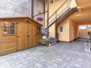 Prodej činžovního domu, Kostelec nad Černými lesy, Jánská, 230 m2