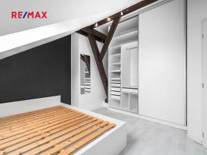 Pronájem bytu 2+kk, Plzeň, Francouzská třída, 57 m2
