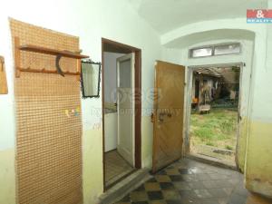 Prodej rodinného domu, Velim, náměstí Obránců míru, 132 m2
