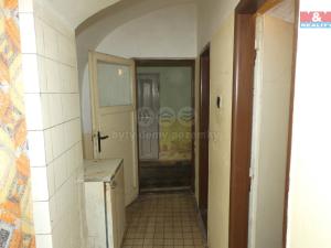 Prodej rodinného domu, Velim, náměstí Obránců míru, 132 m2