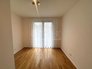 Pronájem bytu 3+kk, Praha, Seifertova, 80 m2