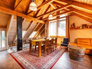 Prodej rodinného domu, Český Krumlov - Horní Brána, Stinná, 291 m2