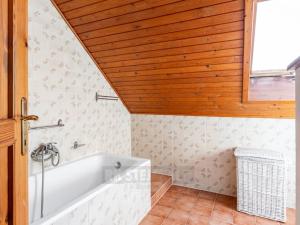 Prodej rodinného domu, Český Krumlov - Horní Brána, Stinná, 291 m2