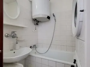 Prodej bytu 2+1, Branišovice, 65 m2