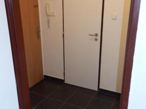 Pronájem bytu 1+1, Beroun, S. K. Neumanna, 28 m2