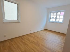 Prodej bytu 3+kk, Karlovy Vary, U Trati, 76 m2