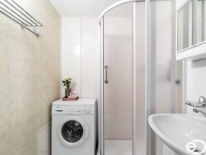 Prodej bytu 3+kk, Praha, Mračnická, 63 m2