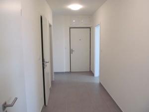 Pronájem kanceláře, Praha - Žižkov, Olgy Havlové, 71 m2