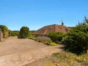 Prodej rodinného domu, Králův Dvůr - Křižatky, 240 m2