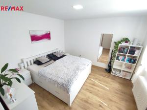 Prodej bytu 2+1, Náměšť nad Oslavou, Husova, 61 m2