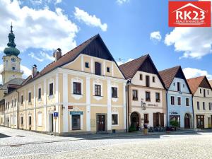 Pronájem obchodního prostoru, Planá, náměstí Svobody, 80 m2