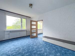 Pronájem bytu 2+1, Chomutov, Vítězslava Nezvala, 60 m2