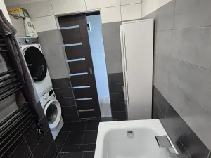 Prodej bytu 3+1, Cheb, Lesní, 60 m2