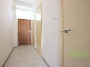 Pronájem bytu 1+kk, Brno - Zábrdovice, Zábrdovická, 30 m2
