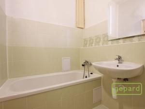 Pronájem bytu 1+kk, Brno - Zábrdovice, Zábrdovická, 30 m2