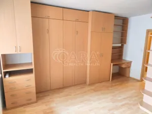 Pronájem bytu 1+kk, Praha - Horní Měcholupy, Padovská, 27 m2