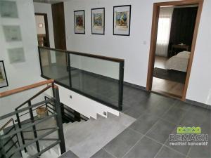 Pronájem ubytování, Blatnička, 830 m2