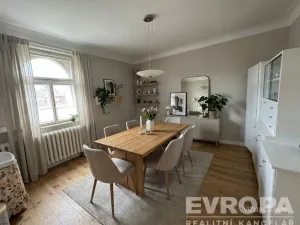 Prodej vily, Plzeň, Karoliny Světlé, 450 m2