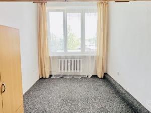 Prodej bytu 2+1, Králův Dvůr, Plzeňská, 33 m2