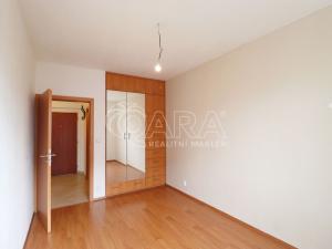 Pronájem bytu 2+kk, Praha, Sazovická, 48 m2