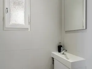 Pronájem bytu 2+kk, Praha - Nové Město, Biskupský dvůr, 37 m2