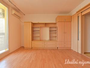 Pronájem bytu 1+kk, Brno, Moldavská, 34 m2