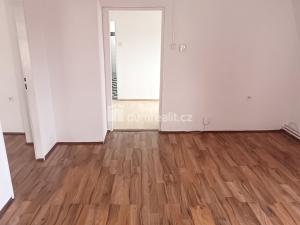 Pronájem bytu 2+1, Děčín - Děčín I-Děčín, Křížová, 80 m2