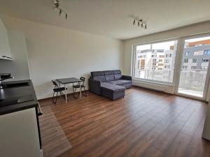 Pronájem bytu 1+kk, Praha - Michle, U plynárny, 36 m2