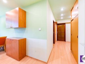 Prodej bytu 2+1, Praha, Dvouletky, 56 m2