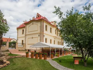 Prodej ubytování, Jičín - Sedličky, 786 m2
