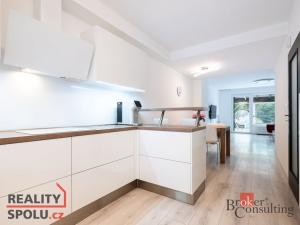 Pronájem rodinného domu, Praha - Dolní Měcholupy, Rothmayerova, 155 m2