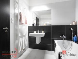 Pronájem rodinného domu, Praha - Dolní Měcholupy, Rothmayerova, 155 m2