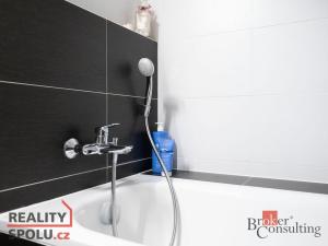 Pronájem rodinného domu, Praha - Dolní Měcholupy, Rothmayerova, 155 m2