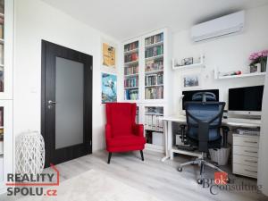 Pronájem rodinného domu, Praha - Dolní Měcholupy, Rothmayerova, 155 m2
