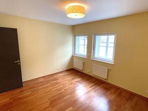 Prodej bytu 3+kk, Praha - Dejvice, V Šáreckém údolí, 111 m2
