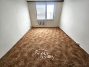 Pronájem bytu 2+1, Bruntál, tř. Obr. míru, 64 m2