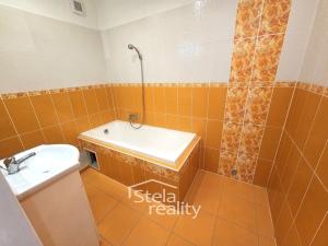 Pronájem bytu 2+1, Bruntál, tř. Obr. míru, 64 m2