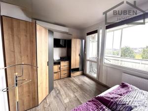 Prodej bytu 4+1, Tachov, Korandova, 91 m2