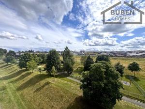 Prodej bytu 4+1, Tachov, Korandova, 91 m2
