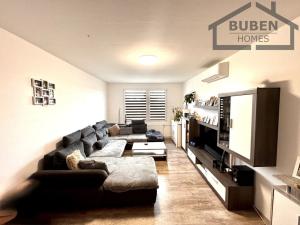 Prodej bytu 4+1, Tachov, Korandova, 91 m2