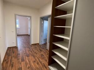 Pronájem bytu 2+kk, Opava, Kačírkova, 53 m2