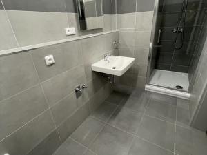 Pronájem bytu 2+kk, Opava, Kačírkova, 53 m2