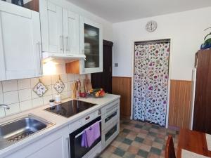 Prodej bytu 2+1, Koryčany, U Zdravé vody, 70 m2