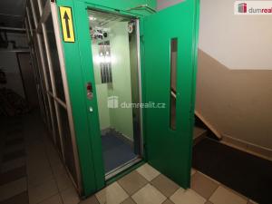 Prodej bytu 3+1, Rotava, Sídliště, 64 m2